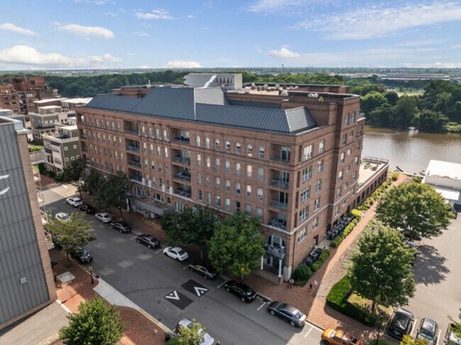 Building Photo - 4820 Old Main St