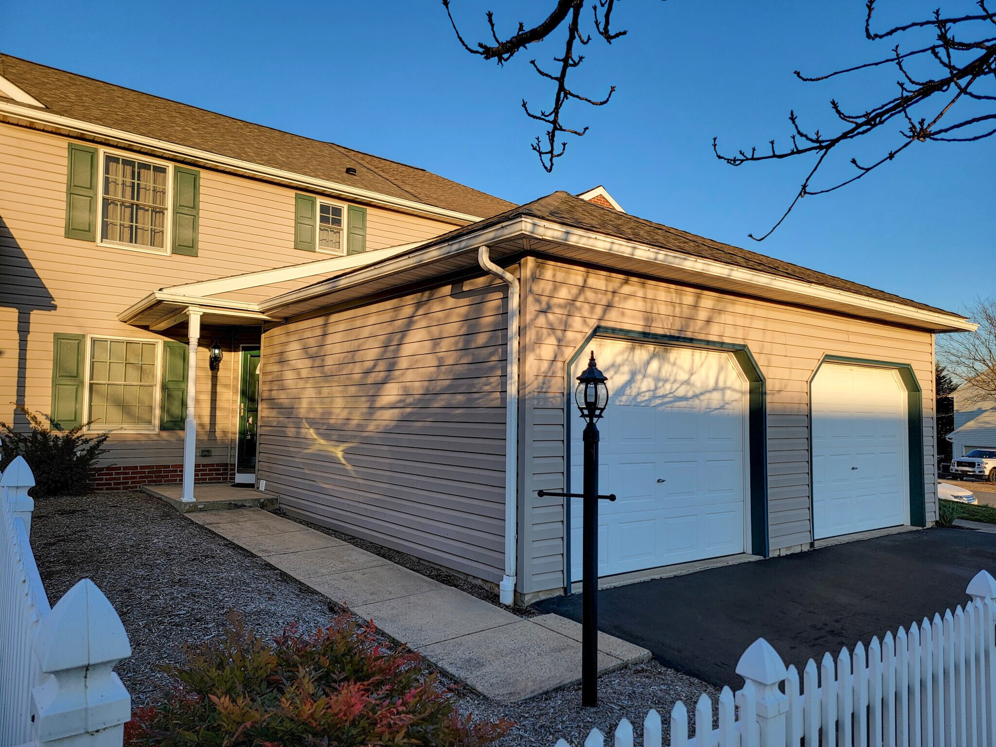 Building Photo - 26 Heron Dr