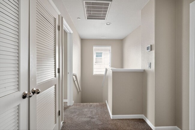 Building Photo - 3751 Amity Ln