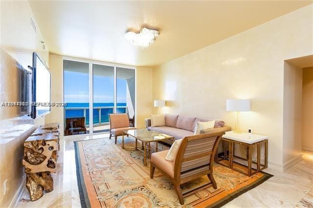 Building Photo - 16001 Collins Ave