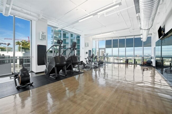 Building Photo - 888 Biscayne Blvd