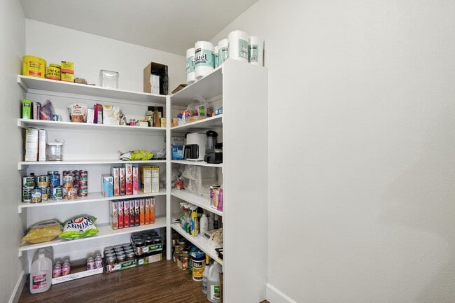 Building Photo - Gorgeous Hayden Home For Rent!