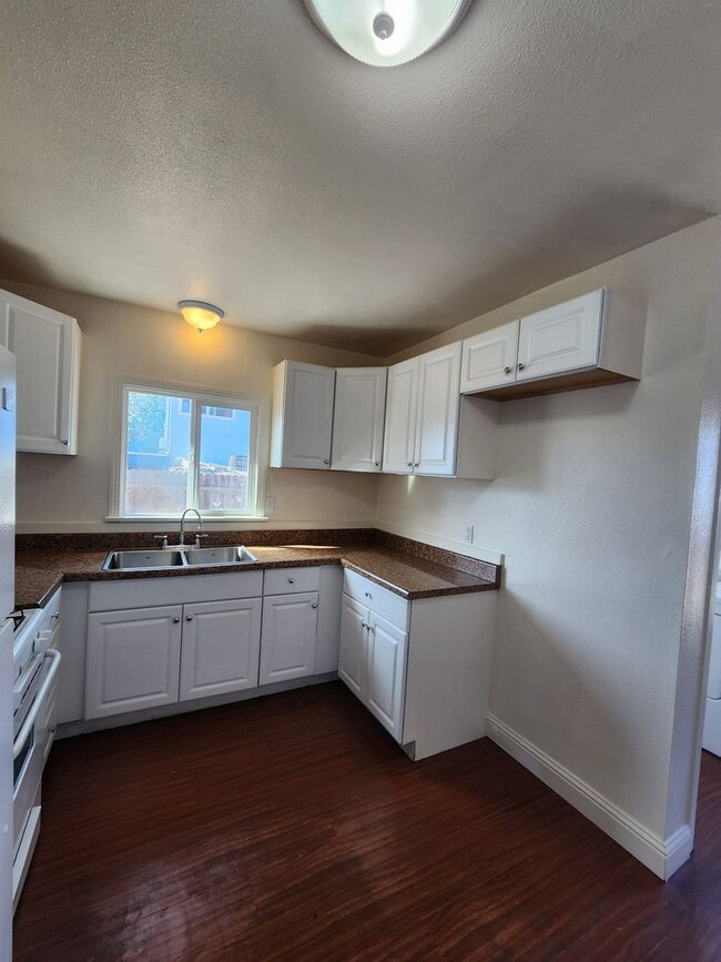 Building Photo - Comfortable 2 Bed, 1 Bath Home in Grover Beach