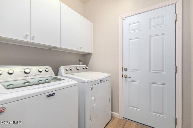Building Photo - 4674 S Twinleaf Dr
