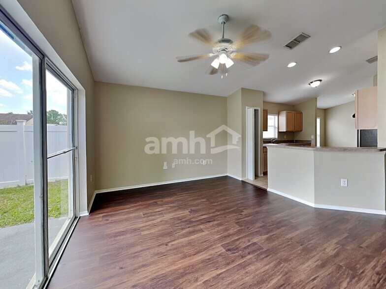 Building Photo - 2325 Ole Hickory Dr