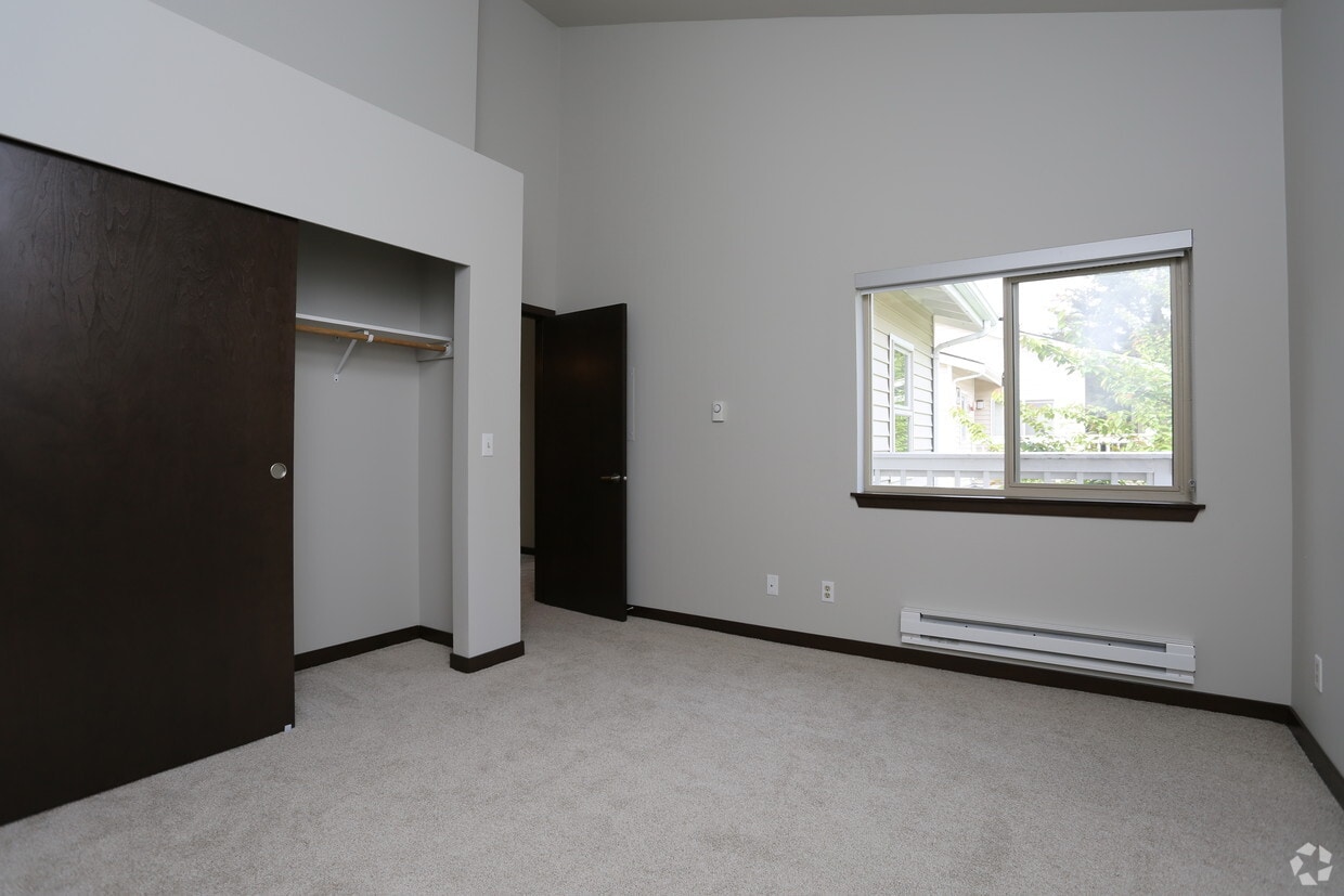 Juniper Ridge Apartments Bellevue