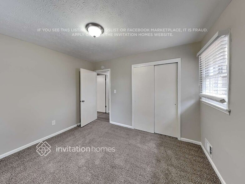 Building Photo - 2280 Sherwood Pl SW