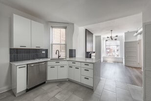 Building Photo - 1841 N Kedzie Ave