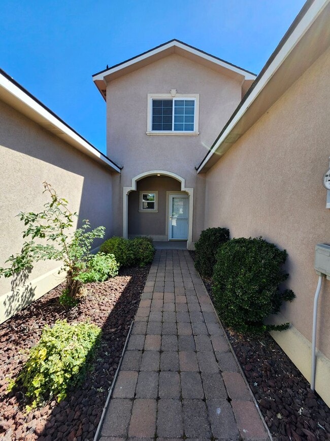 Building Photo - Mediterranean Village Condo