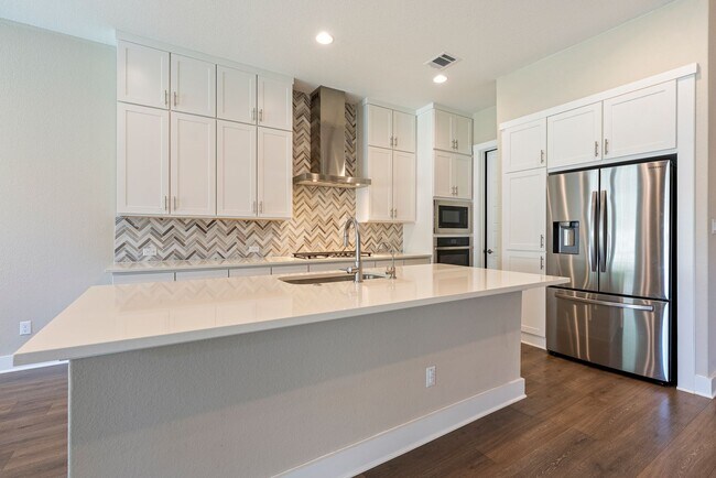 Building Photo - Beautiful Move-In Ready 4 bedroom, 3 bathroom home in Liberty Hill ISD!
