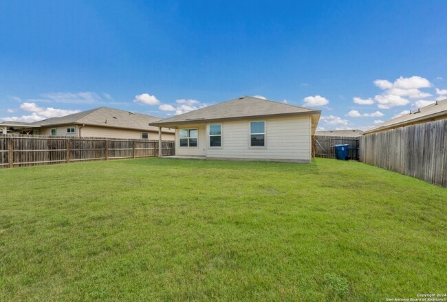 Building Photo - 408 Town Frk