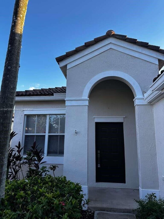 Building Photo - 1761 Aspen Ln