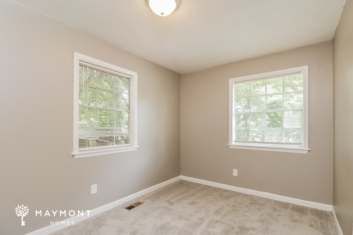 Building Photo - 9408 Spruce Pine Pl