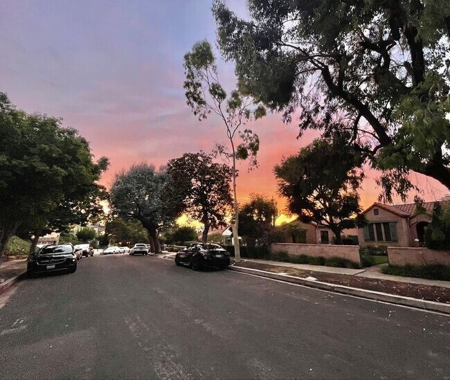 Building Photo - 10551 Troon Ave