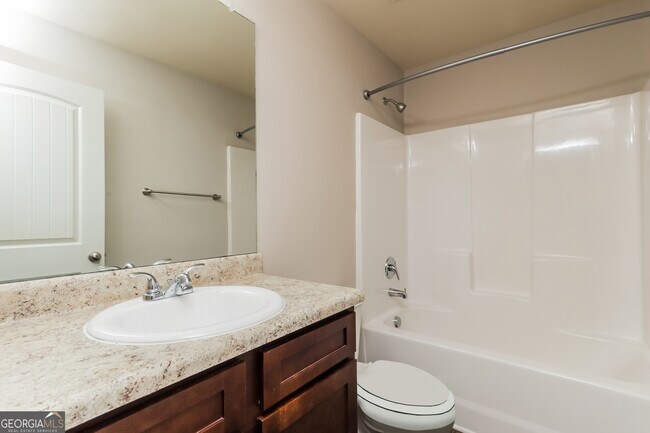 Building Photo - 1232 Faye Ct
