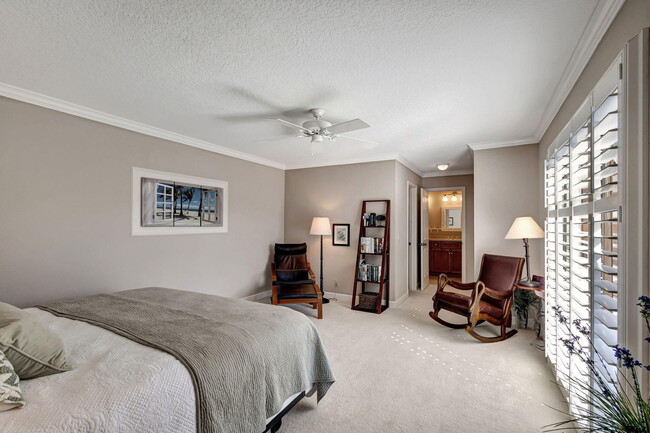 Building Photo - 1420 Ocean Way