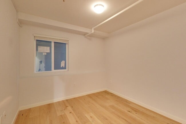 Building Photo - 159 Castro St