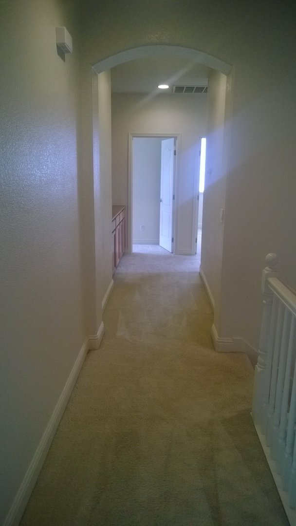 Building Photo - Excellent Elk Grove Location, Spacious 4 bedroom home with office, sitting parlor, and large kitchen