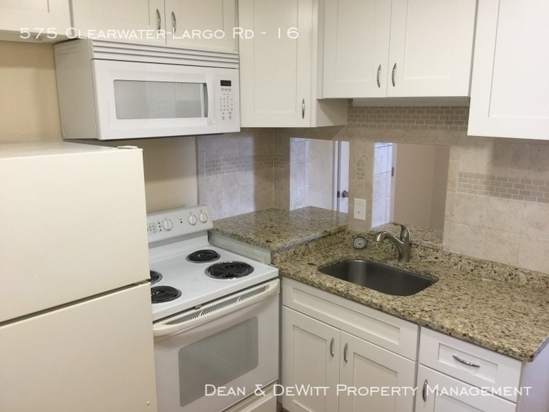 Building Photo - 1 Bed/1 Bath - Unit 16