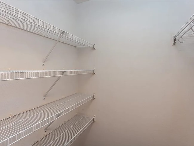 Building Photo - Townhouse for Rent!