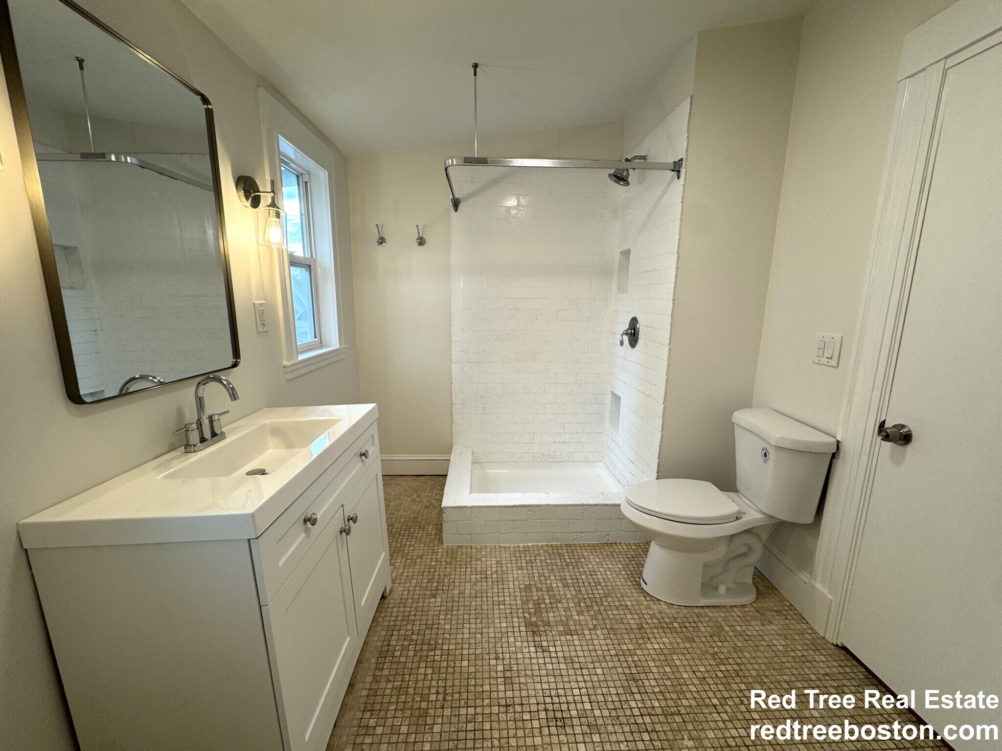 Building Photo - 14 Breck Ave