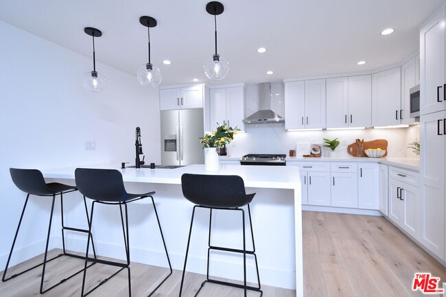 Building Photo - 11640 Woodbridge St