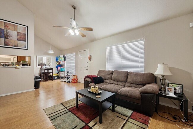 Primary Photo - 2811 Rio Grande St