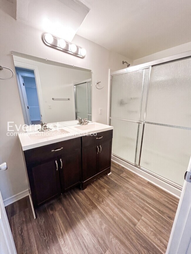 Building Photo - 4303 Whippoorwill Dr