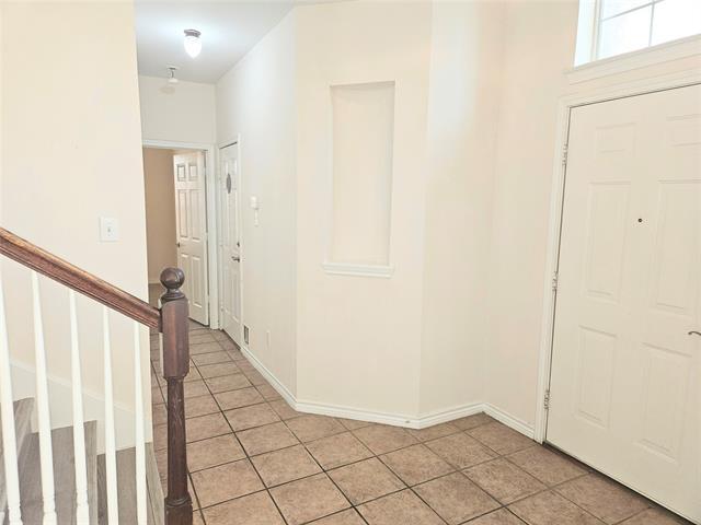 Building Photo - 4921 Giordano Way