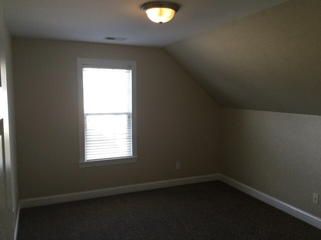 Building Photo - 1124 Coram Fields Rd