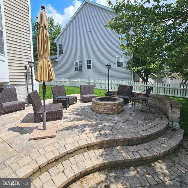 Building Photo - 42991 Chesterton St