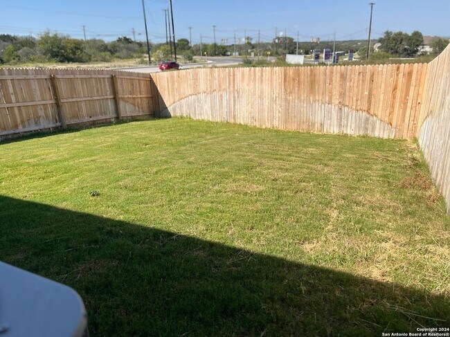 Building Photo - 121 Nespral Dr