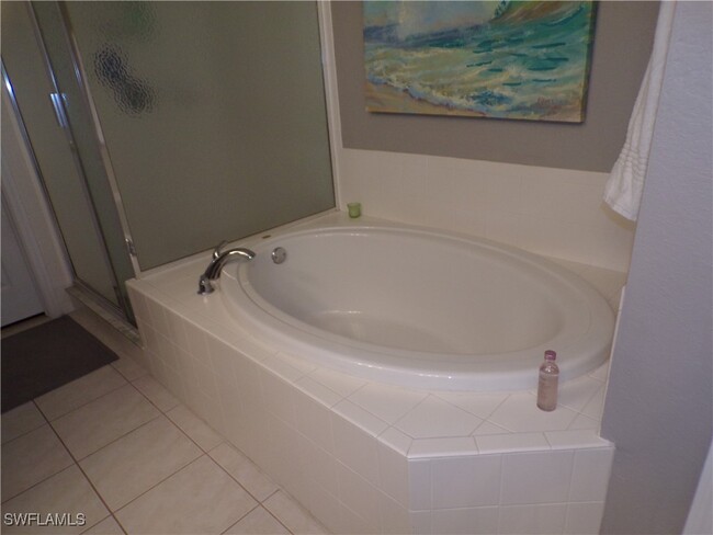 Building Photo - 14782 Calusa Palms Dr