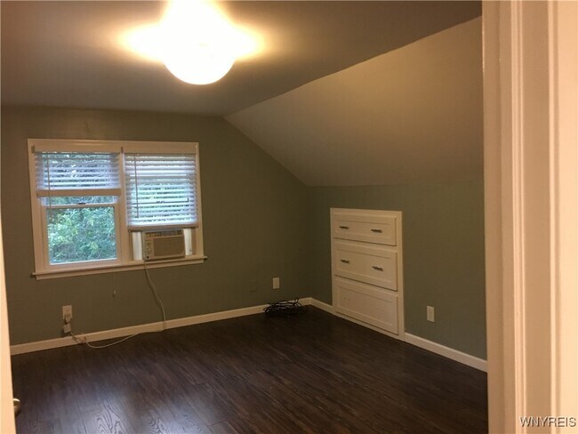 Building Photo - 791 Campbell Blvd