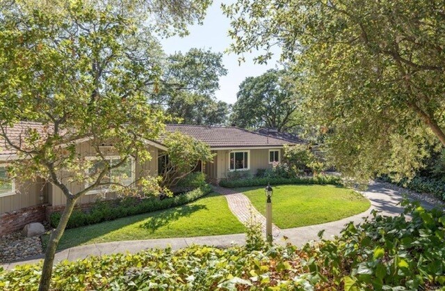 Primary Photo - 50 Oakcrest Ct