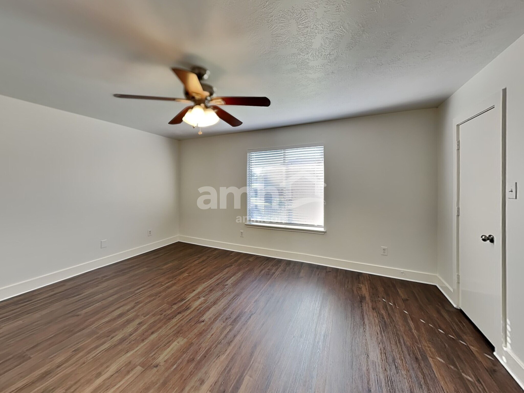 Building Photo - 5011 Westfield Village Dr