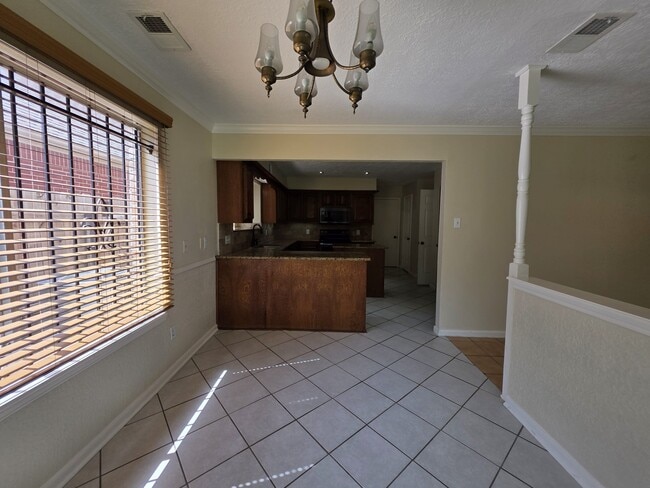 Building Photo - 4219 Meadowchase Ln
