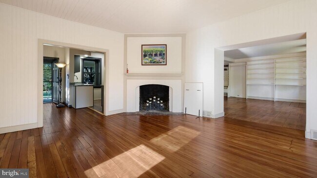 Building Photo - 1728 Sumneytown Pike