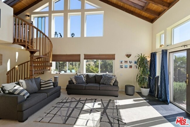 Building Photo - 7130 Gateshead Way