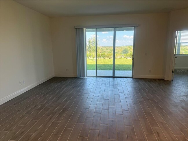 Building Photo - 7968 Syracuse Dr