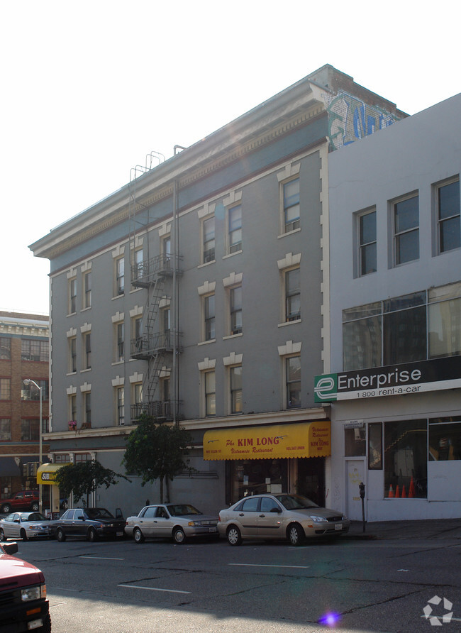 Building Photo - Columbia Apartments