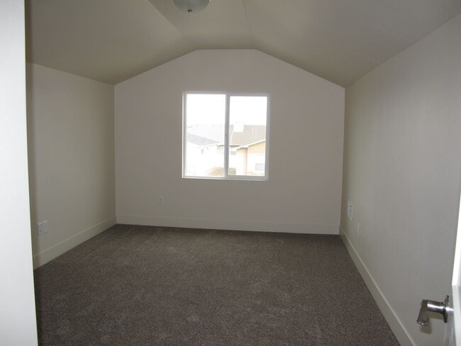 Building Photo - Pending Application!