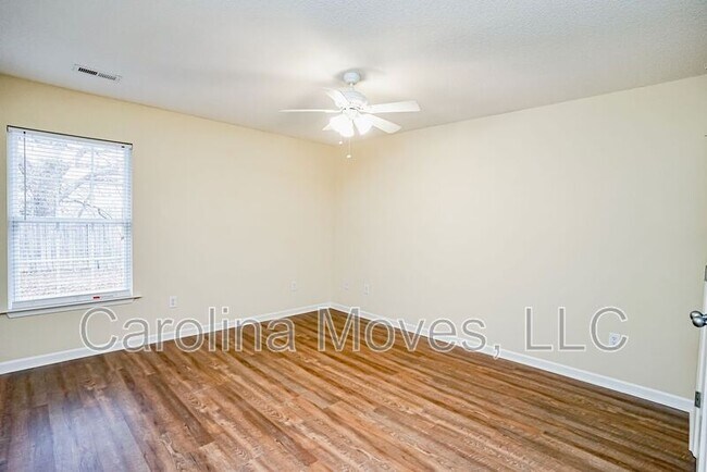 Building Photo - 524 Seays Crest Dr