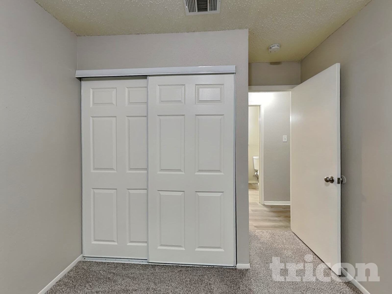 Building Photo - 9506 Sugarloaf Dr