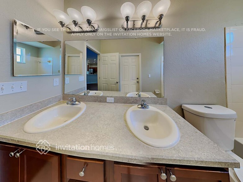 Building Photo - 6250 Cornerstone Dr