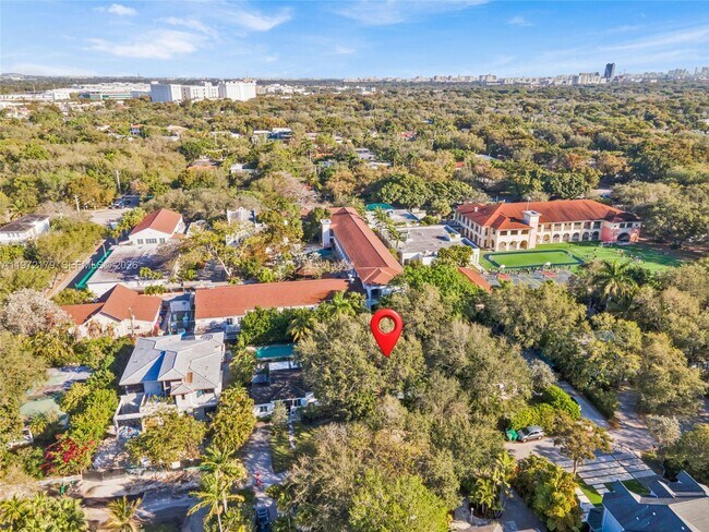 Building Photo - 5111 SW 73rd Terrace