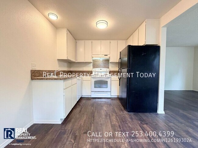 Building Photo - 630-632 S. State St-1