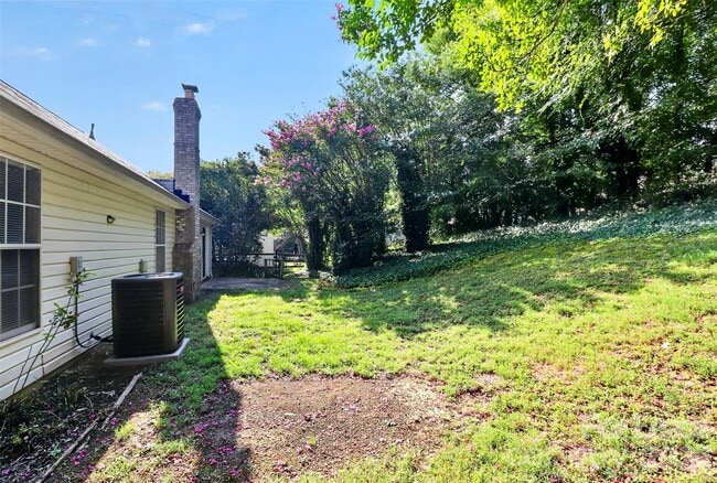 Building Photo - 3411 Pondridge Ct