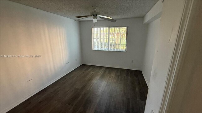 Building Photo - 4195 N Haverhill Rd