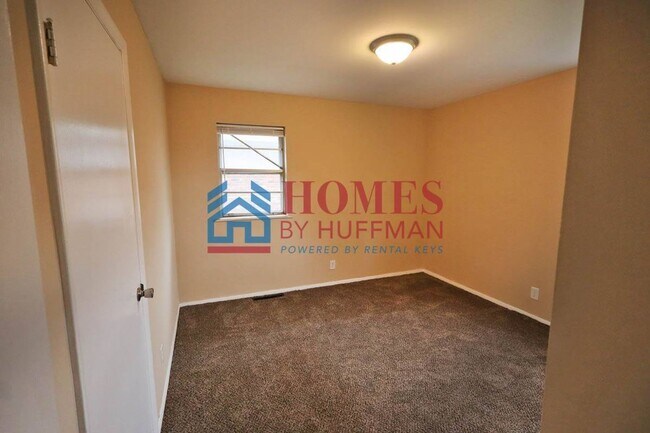 Building Photo - 844-844 Stanley Ave